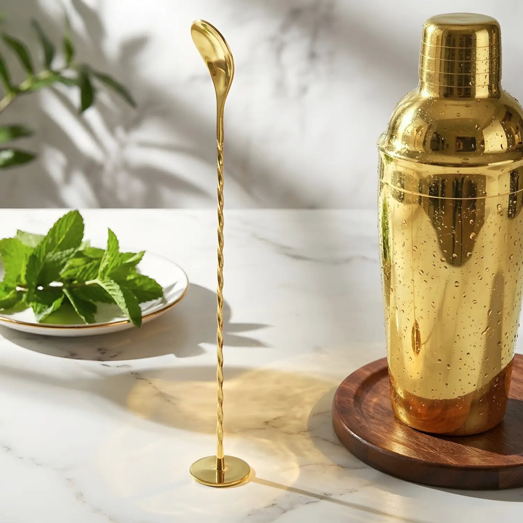 gold 3-piece cobbler shaker cocktail set includes a bar spoon