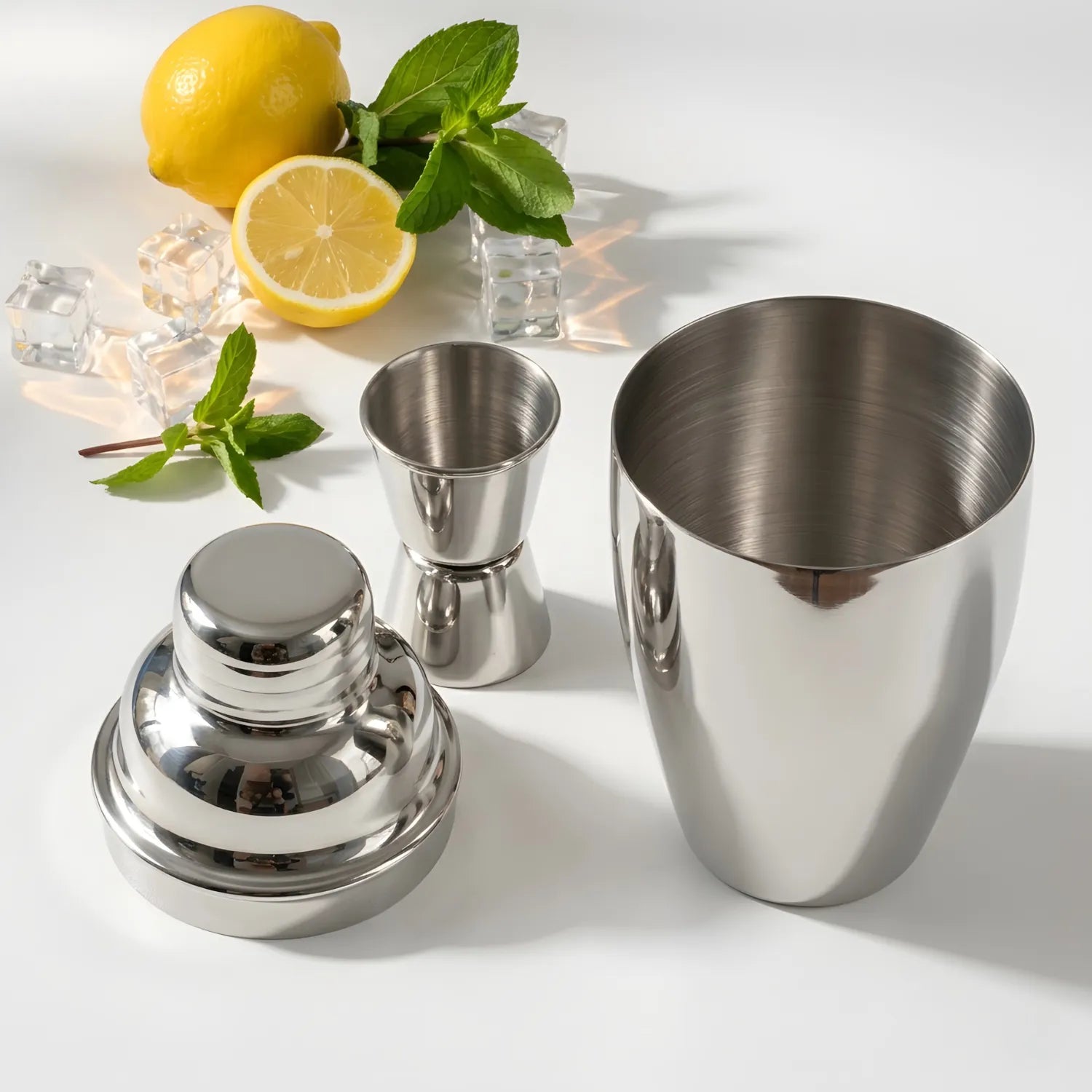 mini cobbler shaker cocktail set detail view